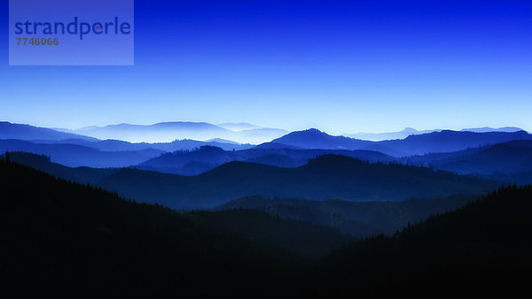 USA  Oregan  Blick auf die blauen Berge