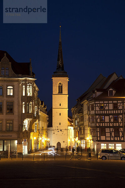 Allerheiligenkirche und Altstadt bei Nacht