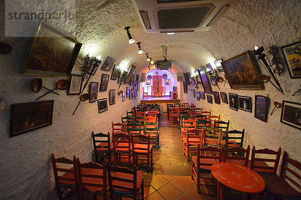 Höhlenbühne des Flamenco-Clubs Los Tarantos