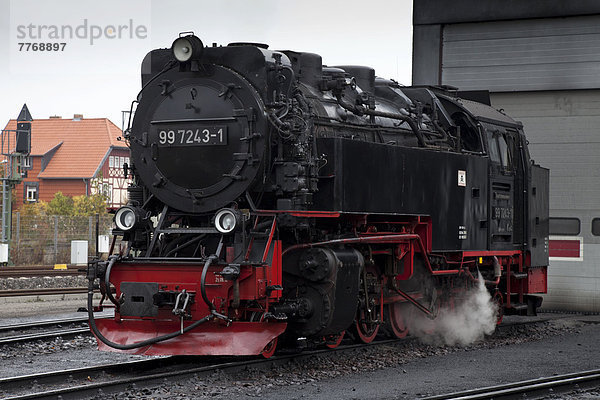 Dampflok der Harzer Schmalspurbahnen  Brockenbahn im Bahnhof