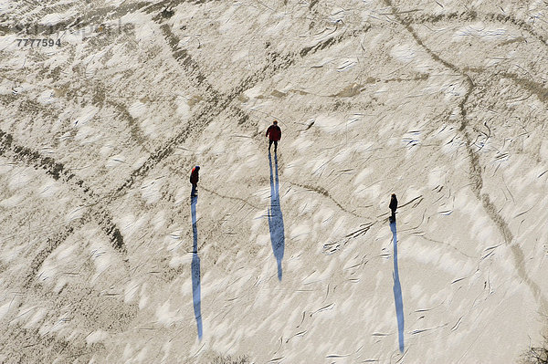 Luftbild  Schlittschuhläufer auf dem Achtermoor