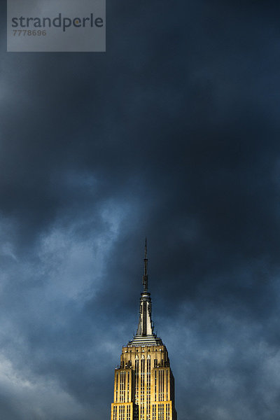 Wolke  Himmel  Gebäude