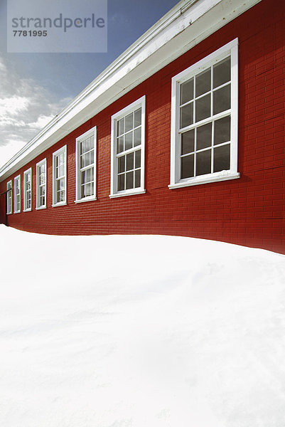 hoch  oben  Stapel  Außenaufnahme  Gebäude  rot  Schnee