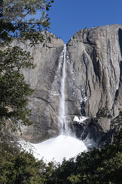 Yosemite Upper Falls  Yosemite Nationalpark  Kalifornien USA