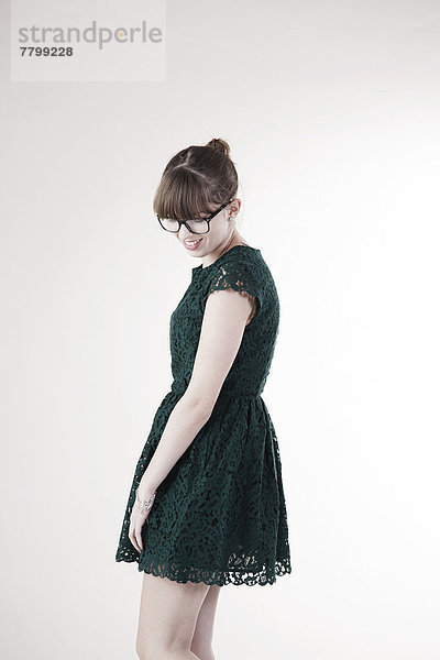 Portrait  Frau  grün  jung  Kleidung