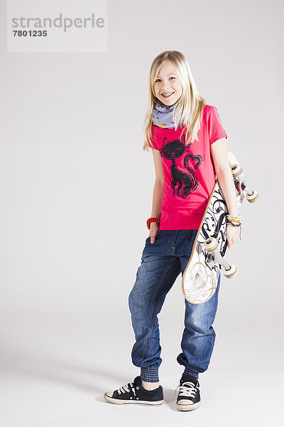 Portrait  Skateboard  Länge  Studioaufnahme  Mädchen  voll