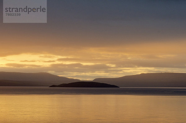 Thingvallavatn im Abendlicht