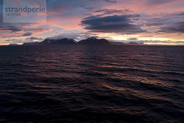 Sonnenuntergang am Isfjorden