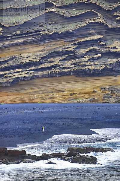 Nationalpark  Europa  Strand  Küste  Reise  Tourist  Geologie  Vulkan  Lava  Insel  blau  Tourismus  glatt  Kanaren  Kanarische Inseln  Krater  Ökologie  El Golfo  Erosion  Lanzarote  Spanien