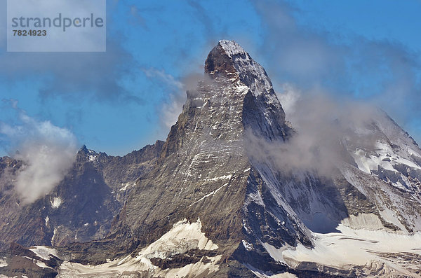 Wolke  über  Wahrzeichen  Matterhorn  Alpen  Wolkengebilde  Zermatt