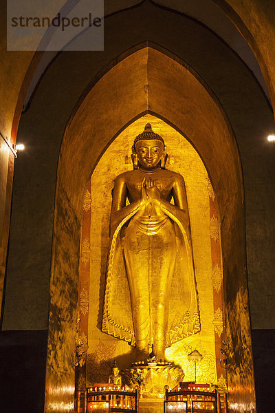 Innenaufnahme  fünfstöckig  Buddhismus  Myanmar  Tempel  Ananda Tempel  Asien  Buddha  Buddhastatue