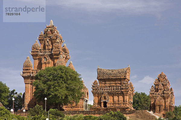 Gebäude  niemand  Architektur  Turm  Ruine  Boden  Fußboden  Fußböden  Tempel  Asien  Cham  Vietnam  vietnamesisch