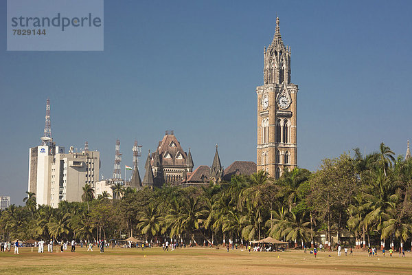 Turmuhr  Skyline  Skylines  Spiel  Großstadt  Turm  Uhr  Bombay  Asien  Kricket  Ortsteil  Innenstadt  Indien  Maharashtra  Universität