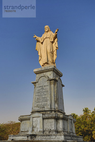 Großstadt  Wahrzeichen  Monument  Religion  UNESCO-Welterbe  Asien  Goa  Indien