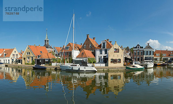 Wasser  Europa  Sommer  Spiegelung  Großstadt  Boot  Geschichte  Dorf  Schiff  Niederlande  Reflections