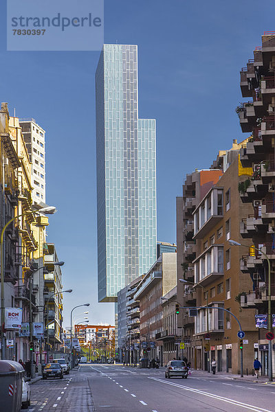 Skyline  Skylines  Europa  Glas  Gebäude  Architektur  Barcelona  Katalonien  modern  neu  Spanien  Straßenverkehr