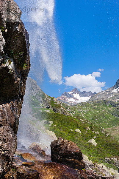 Europa Bach Wasserfall Bern Berner Oberland Schweiz