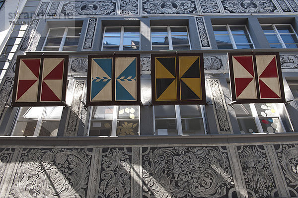Europa Fenster Wohnhaus Stadt Großstadt Fassade Hausfassade Dekoration Altstadt Luzern Schweiz