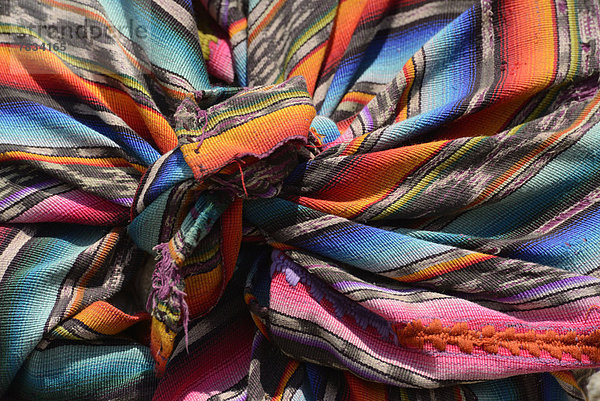 Farbaufnahme  Farbe  Indianer  Mittelamerika  Ethnisches Erscheinungsbild  Guatemala  Markt  Maya