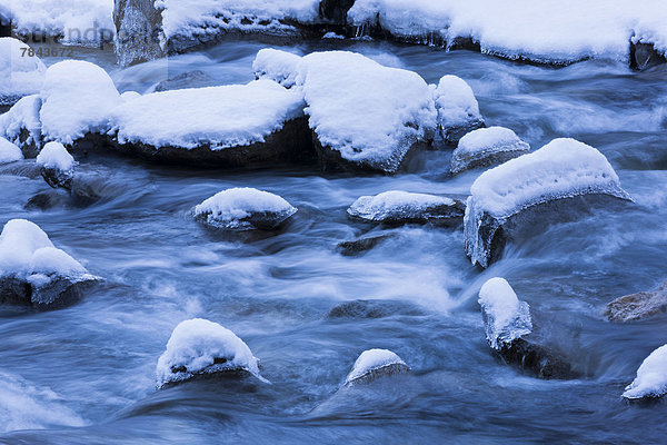 Der Fluss Krimmler Ache im Winter