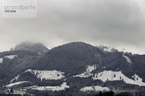 Deutschland  Bayern  Schnee um den Wendelstein bei Oberaudorf