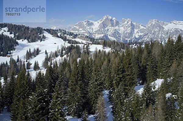 entfernt  Trentino Südtirol  Europa  Berg  Urlaub  Ski  Ansicht  Dolomiten  Luftbild  Fernsehantenne  Italien