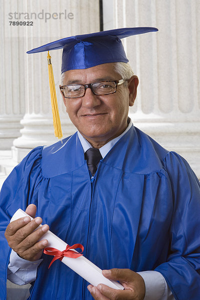 Mann  empfangen  Hispanier  Hochschule  Diplom