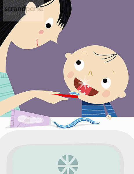 Mutter hilft Sohn beim Zähneputzen