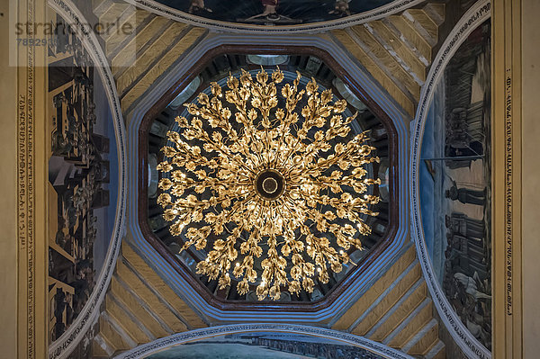 Decke  Holy Trinity Cathedral oder Kidist Selassie