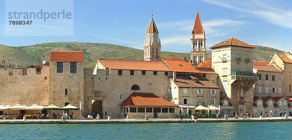 Hafen Mittelalter Europa Gebäude frontal Kroatien Trogir