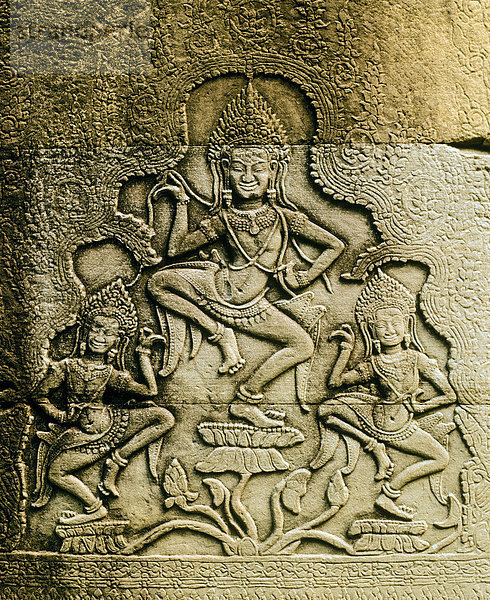 Bayon-Tempel  Apsaras an der Reliefmauer  Süd-Fassade