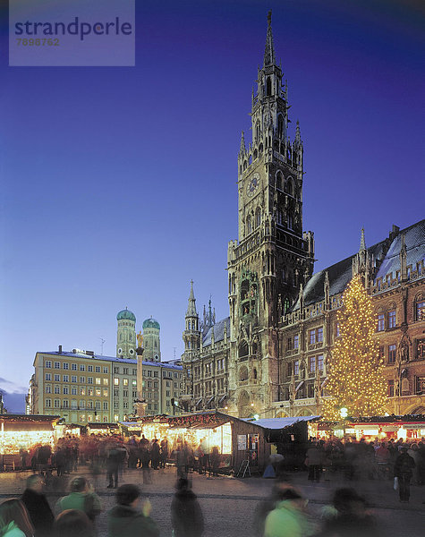 Münchner Christkindlmarkt am Marienplatz