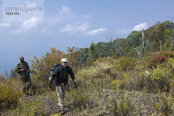 Aufstieg zum Gipfel des Vulkans Nyiragongo