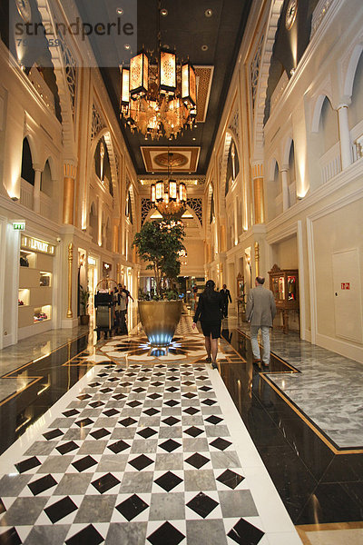 Einkaufspassage im Luxushotel Jumeirah Zabeel Zaray  The Palm