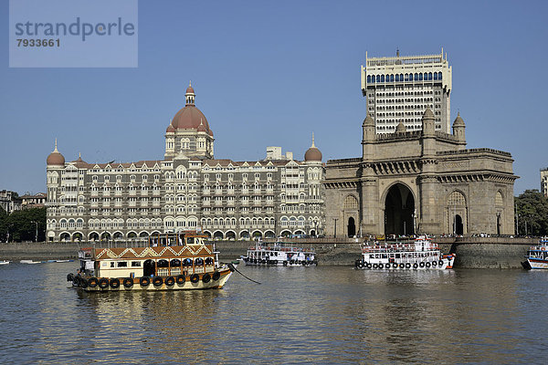Taj Mahal Hotel und Gateway of India  Wahrzeichen von Mumbai