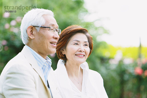 Senior  Senioren  lächeln  Reise