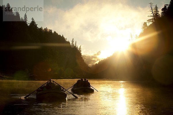 Silhouette Schatten Fluss 2 Rudern