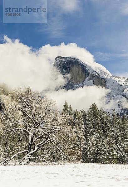 Kuppel  Sturm  Yosemite Nationalpark  Kalifornien  Kuppelgewölbe  Hälfte  Schnee