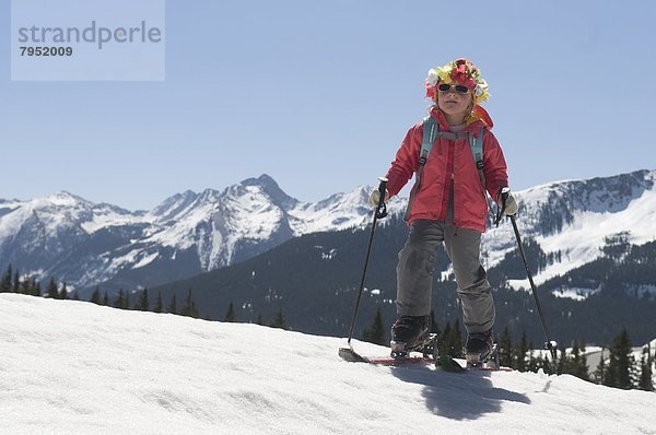 Skisport  unbewohnte  entlegene Gegend  jung  Mädchen  Colorado  San Juan National Forest  Silverton