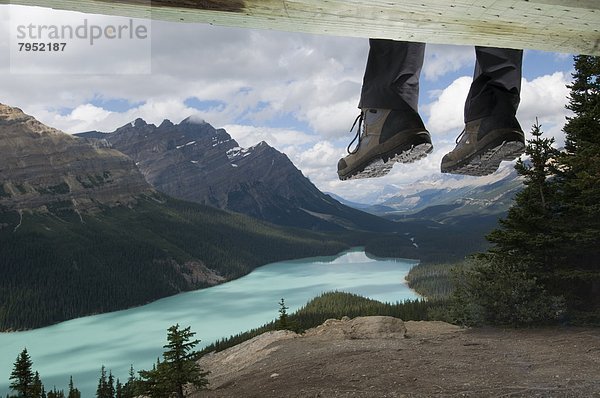 ruhen  Stiefel  See  Ignoranz  wandern  Peyto Lake  Banff Nationalpark  Alberta  Kanada  Aussichtspunkt