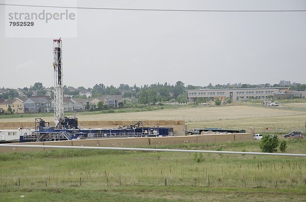 Landschaft  arbeiten  Schule  Bohrmaschine  Bohrer  Ziehbrunnen  Brunnen  Gas