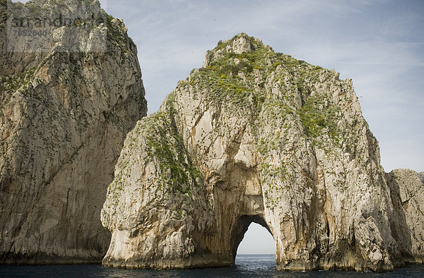 Felsbrocken  Küste  Anordnung  Capri  Italien