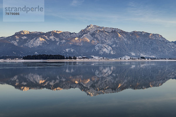 Germany  Bavaria  View of Forggensee lake