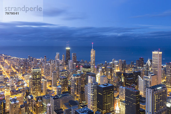 USA  Illinois  Chicago  View from Willis Tower towards Lake Michigan