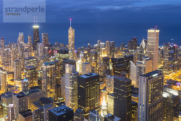USA  Illinois  Chicago  Blick vom Willis Tower auf den Lake Michigan