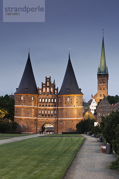 Deutschland  Schleswig Holstein  Lübeck  Blick auf die St. Petri Kirche