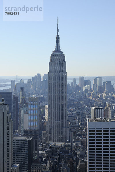 USA  New York State  New York City  Blick auf das Empire State Building in Manhattan