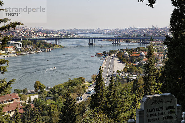 Türkei  Istanbul  Blick vom Pierre Loti Hügel zum Goldenen Horn