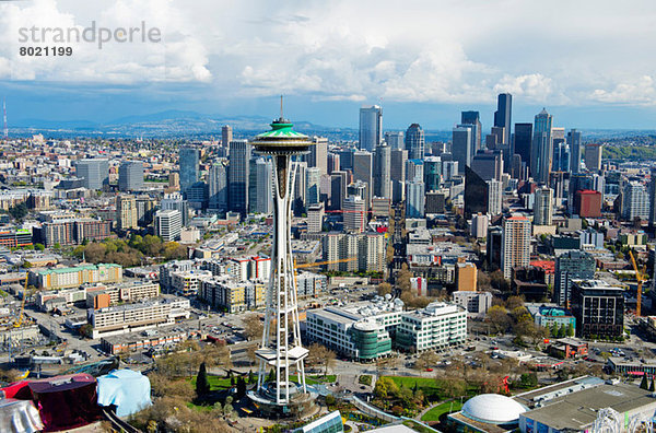 Luftaufnahme der Weltraumnadel Seattle  Washington State  USA