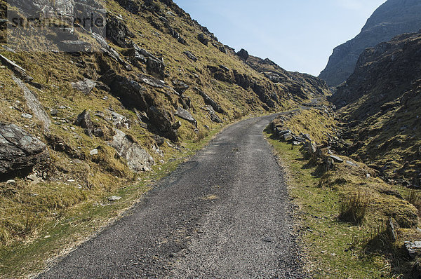Road to ballaghbeama gap Iveragh peninsula county kerry ireland